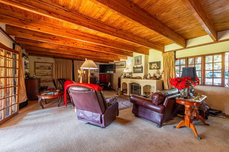 4 Bedroom Property for Sale in Hartbeespoort Rural North West
